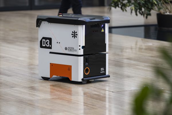 Sweep, robot de curățenie